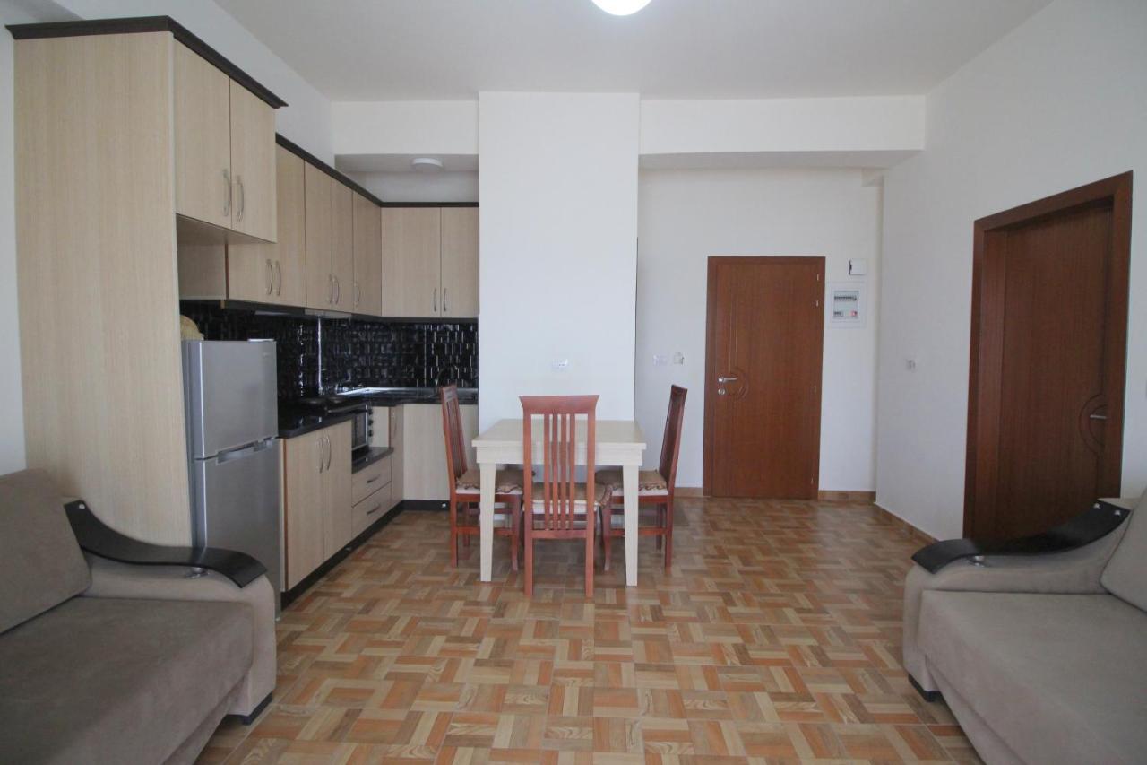 Doka Center Apartments Sarande Luaran gambar