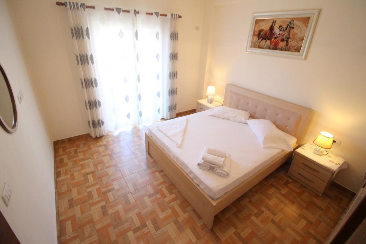 Doka Center Apartments Sarande Luaran gambar