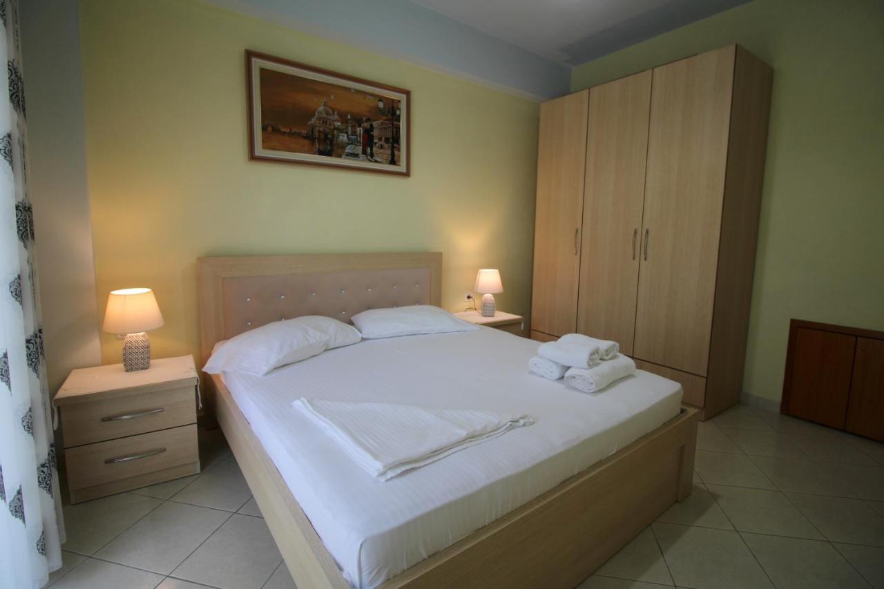 Doka Center Apartments Sarande Luaran gambar