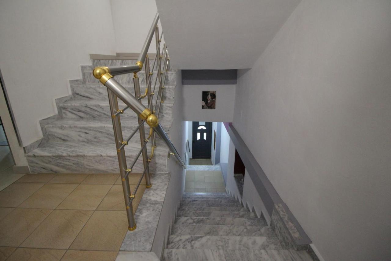 Doka Center Apartments Sarande Luaran gambar