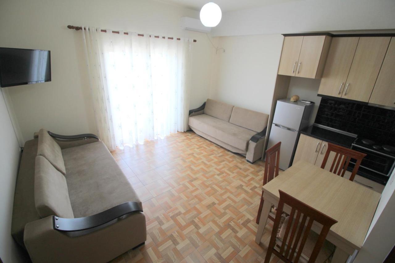 Doka Center Apartments Sarande Luaran gambar