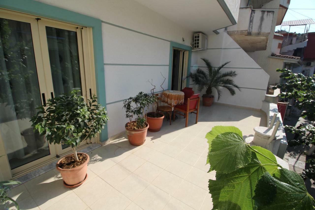 Doka Center Apartments Sarande Luaran gambar