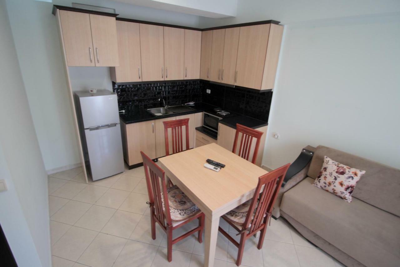 Doka Center Apartments Sarande Luaran gambar