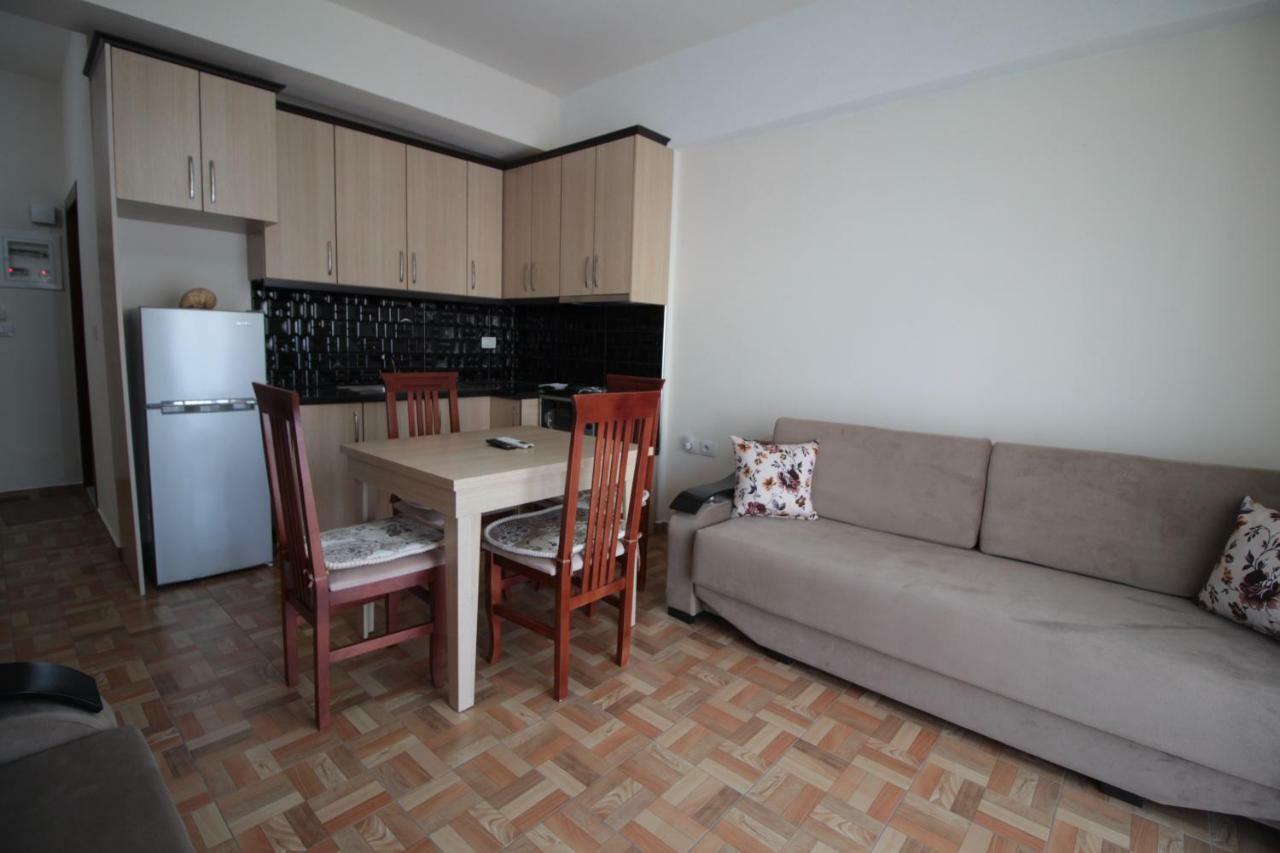 Doka Center Apartments Sarande Luaran gambar